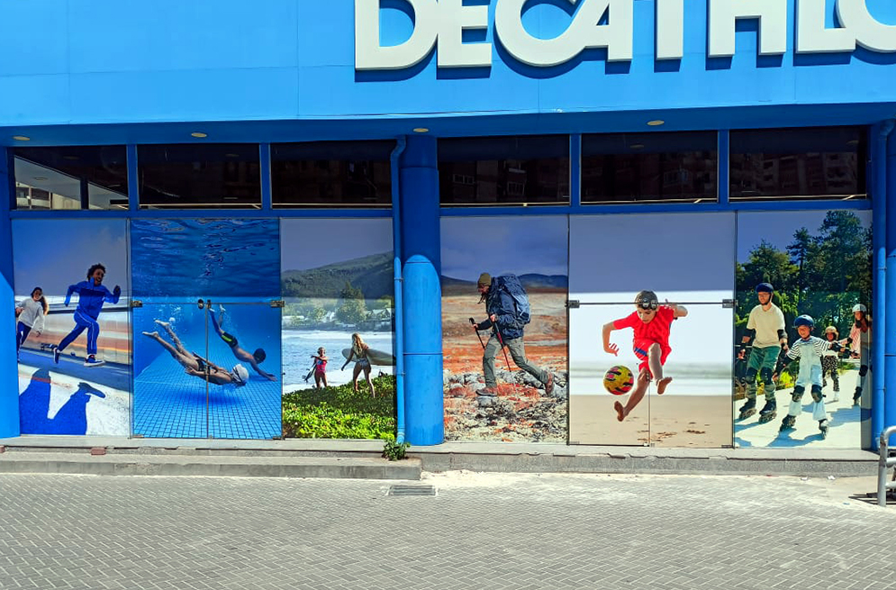 Decathlon.Green Plaza Branch. Facade. Branding (17)
